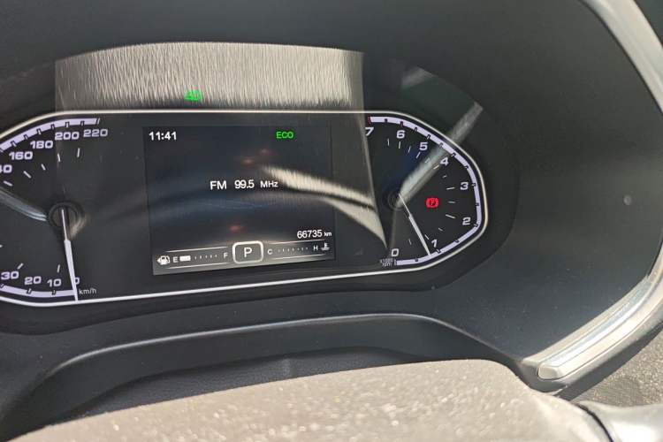 Used Chery Tiggo 5x 2017 1.5T DCT Elite Model Odometer Close Up