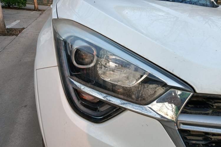Used Chery Tiggo 5x 2017 1.5T Manual Fashion Edition Right Front Headlight