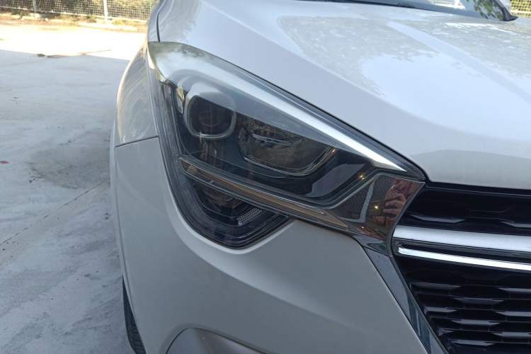 Used Chery Tiggo 5x 2017 1.5T Manual Elite Model Right Front Headlight