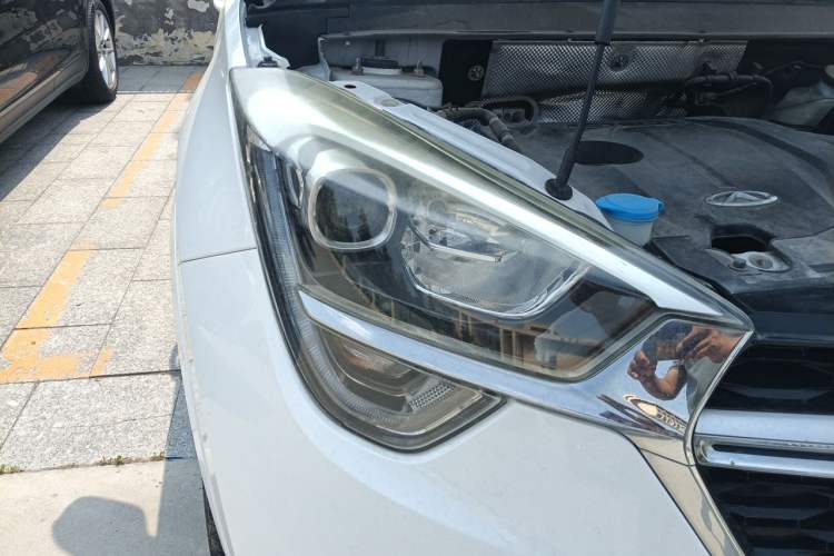 Used Chery Tiggo 5x 2017 1.5T DCT Fashion Edition Right Front Headlight