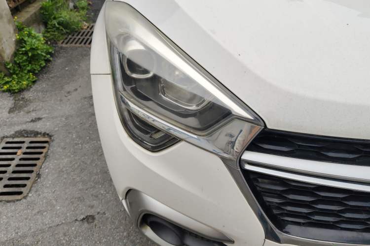 Used Chery Tiggo 5x 2017 1.5T Manual Luxury Model Right Front Headlight