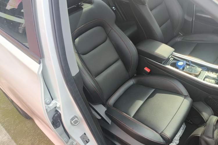 Used Chery Tiggo 5x 2017 1.5T DCT Elite Model Right Front Seat