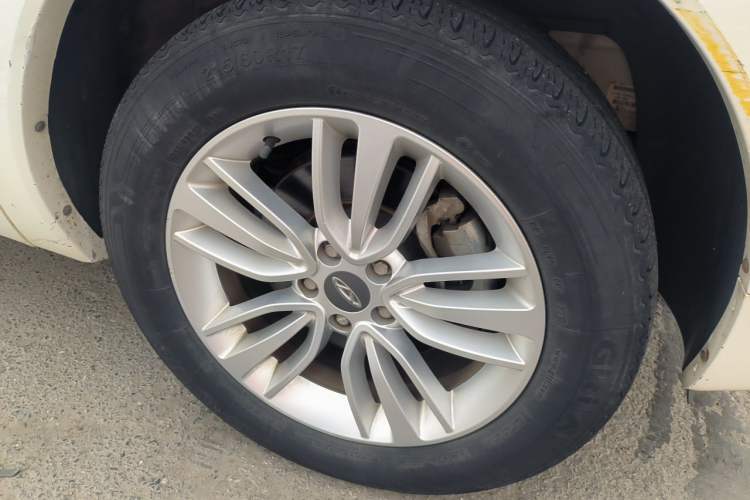 Used Chery Tiggo 5x 2017 1.5T Manual Fashion Edition Right Front Wheel Hub