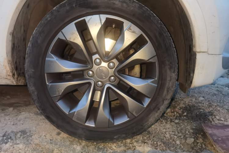 Used Chery Tiggo 5x 2017 1.5T Manual Elite Model Right Front Wheel Hub