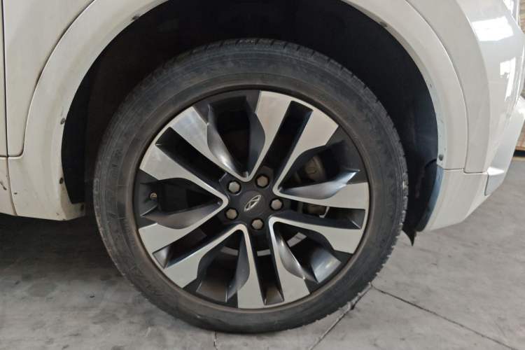 Used Chery Tiggo 5x 2017 1.5T Manual Luxury Model Right Front Wheel Hub