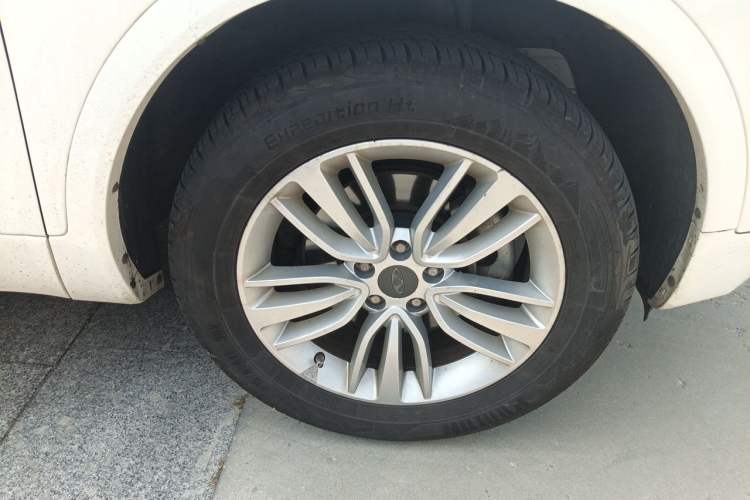 Used Chery Tiggo 5x 2017 1.5T DCT Fashion Edition Right Front Wheel Hub