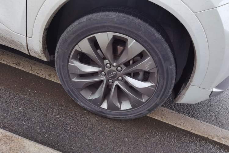 Used Chery Tiggo 5x 2017 1.5T DCT Elite Model Right Front Wheel Hub