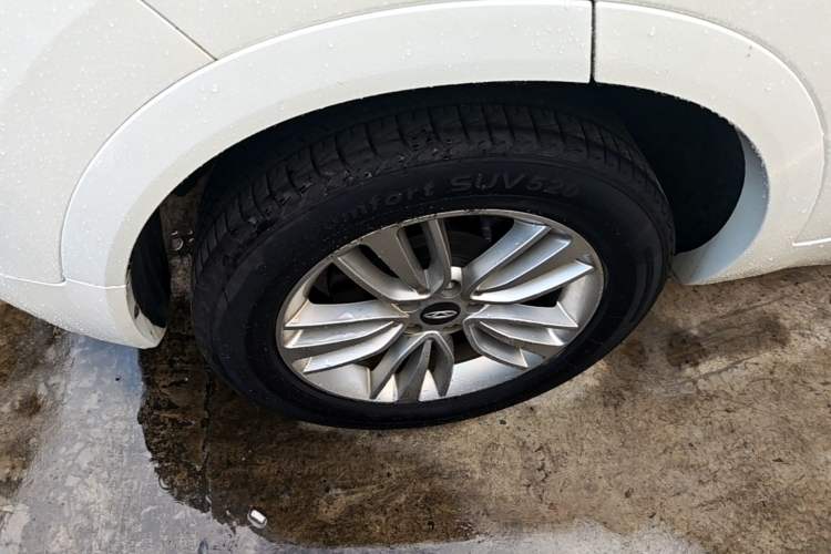 Used Chery Tiggo 5x 2017 1.5T DCT Fashion Edition Right Rear Wheel Hub