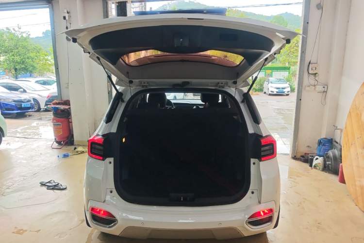 Used Chery Tiggo 5x 2017 1.5T DCT Luxury Model Trunk
