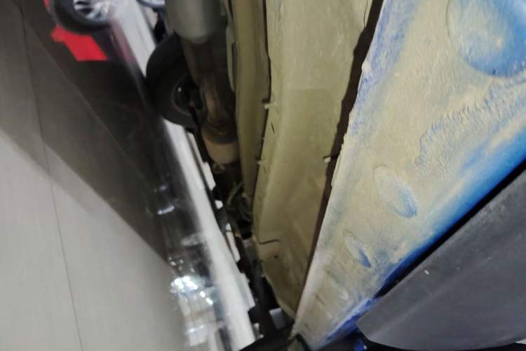 Used Chery Tiggo 5x 2019 HERO 1.5L CVT Luxury Edition Right Side Sill