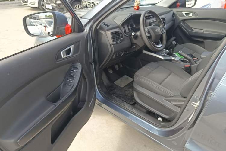 Used Chery Tiggo 5x 2019 HERO 1.5L Manual Fashion Edition Driver Seat