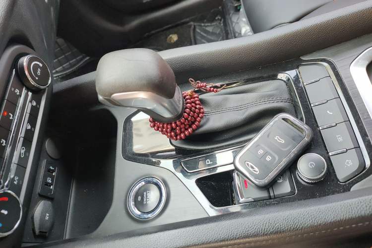 Used Chery Tiggo 5x 2019 HERO 1.5L CVT Fashion Edition Gear Lever