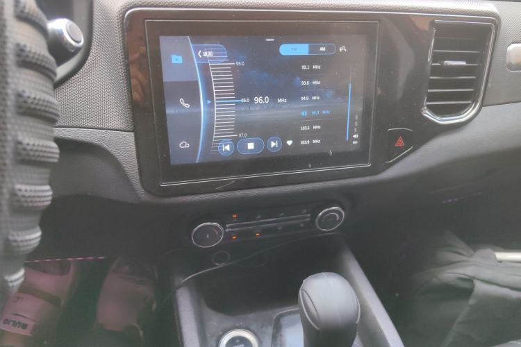 Used Chery Tiggo 5x 2019 HERO 1.5L CVT Luxury Edition Audio And AC Panel