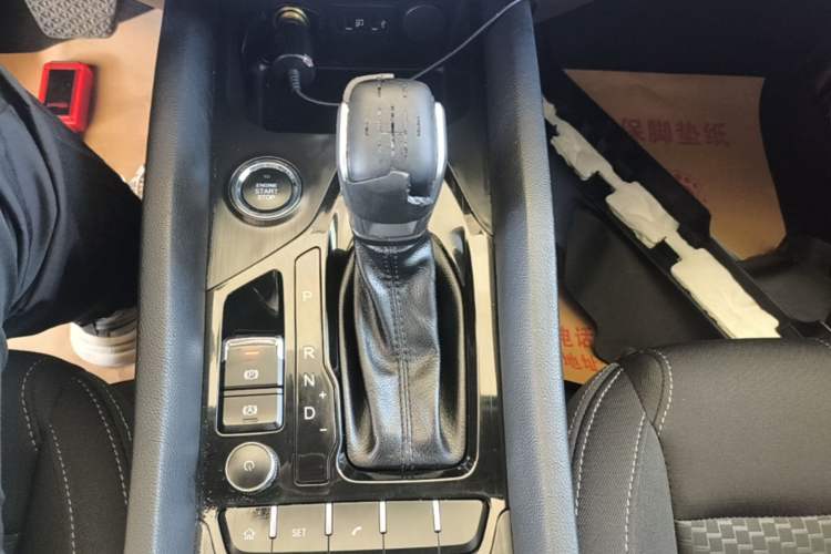 Used Chery Tiggo 5x 2019 HERO 1.5L CVT Fashion Edition Gear Lever