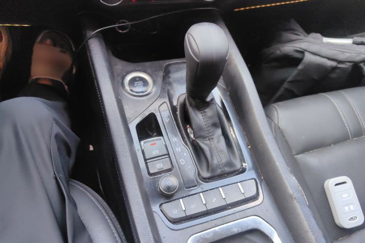 Used Chery Tiggo 5x 2019 HERO 1.5L CVT Luxury Edition Gear Lever