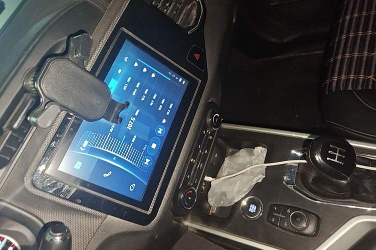 Used Chery Tiggo 5x 2019 HERO 1.5L Manual Fashion Edition Audio And AC Panel