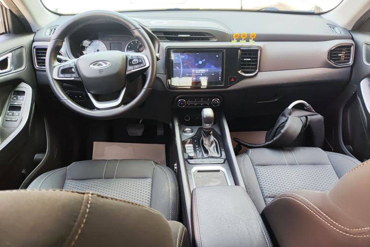 Used Chery Tiggo 5x 2019 HERO 1.5L CVT Fashion Edition Center Console