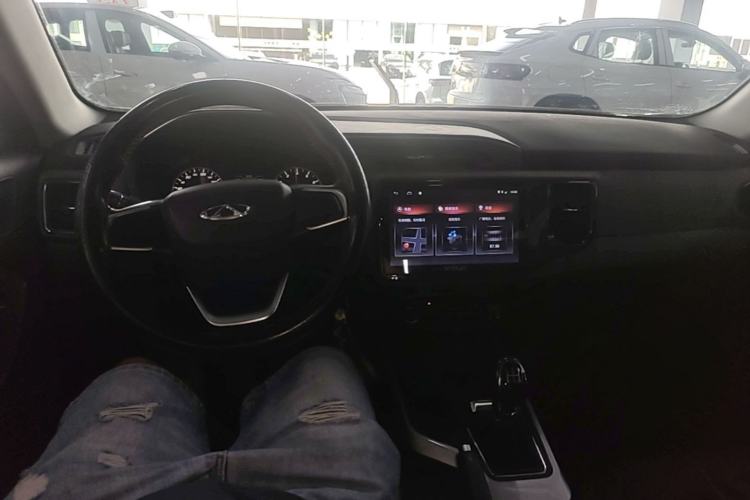 Used Chery Tiggo 5x 2019 HERO 1.5L Manual Urban Edition Center Console