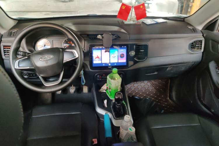 Used Chery Tiggo 5x 2019 HERO 1.5L Manual Urban Edition Center Console