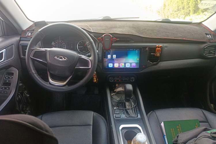 Used Chery Tiggo 5x 2019 1.5L CVT Smart Drive Edition Center Console