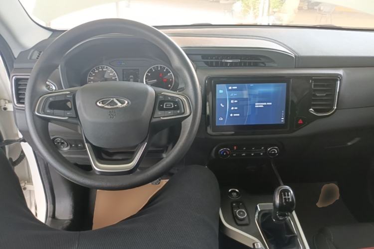 Used Chery Tiggo 5x 2019 HERO 1.5L Manual Fashion Edition Center Console
