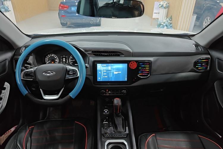 Used Chery Tiggo 5x 2019 HERO 1.5L CVT Fashion Edition Center Console
