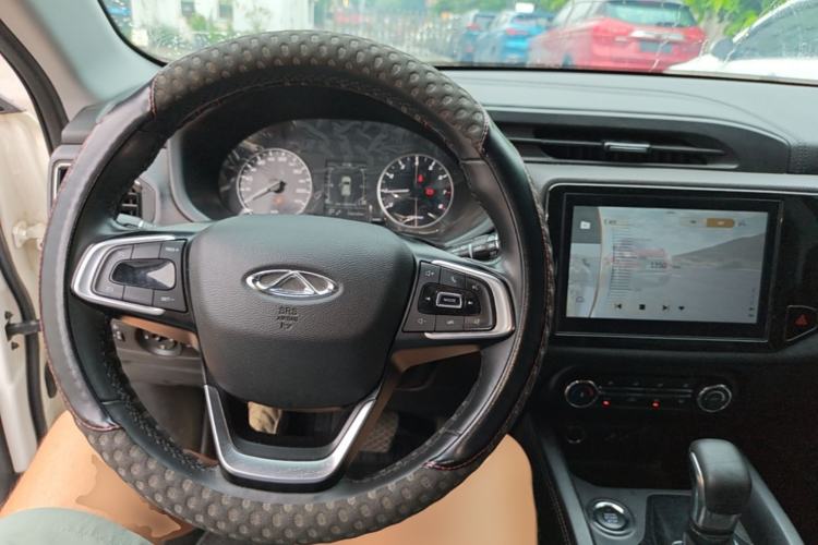 Used Chery Tiggo 5x 2019 HERO 1.5L CVT Fashion Edition Center Console