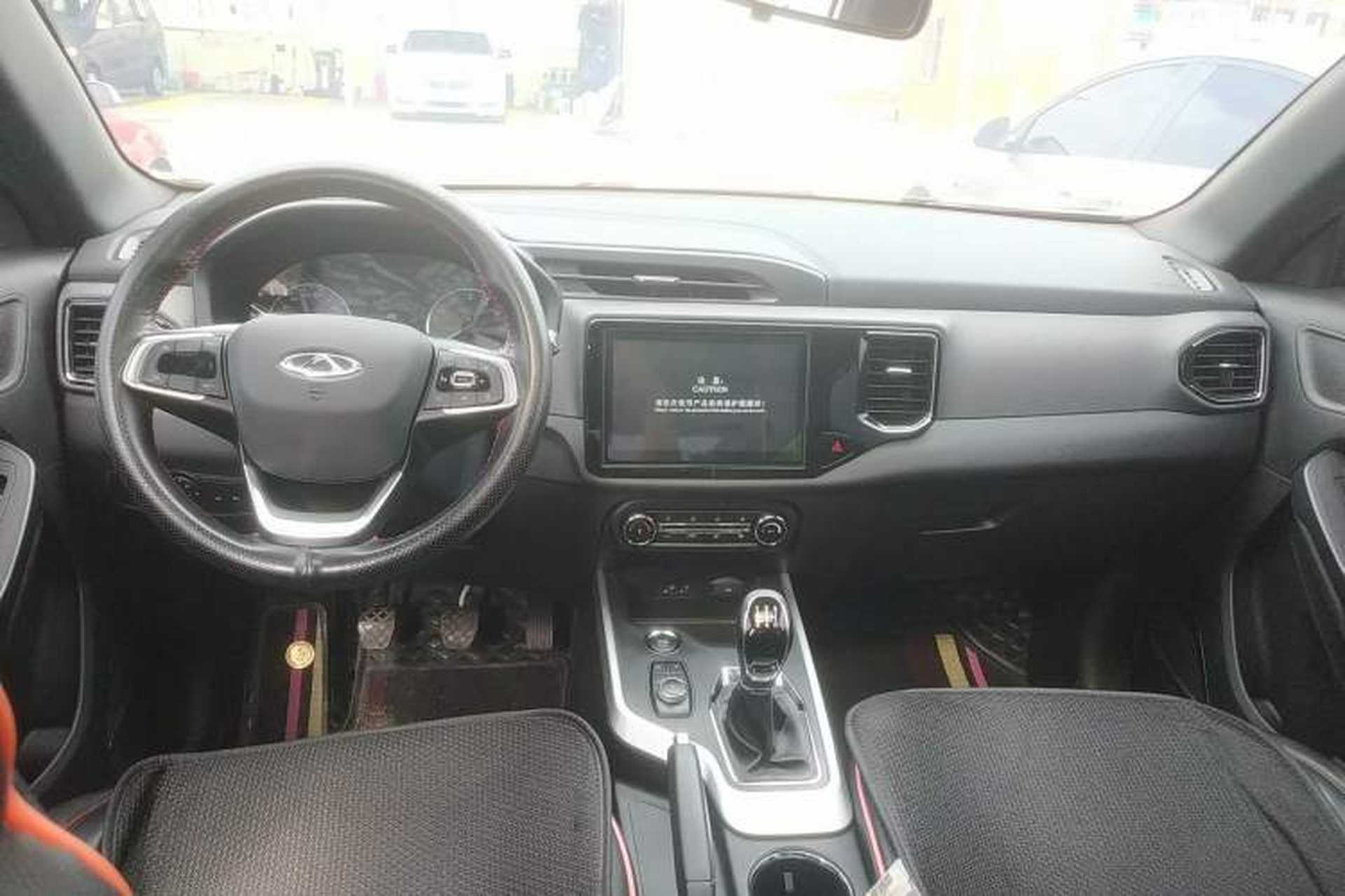 Used Chery Tiggo 5x 2019 HERO 1.5L Manual Fashion Edition Center Console