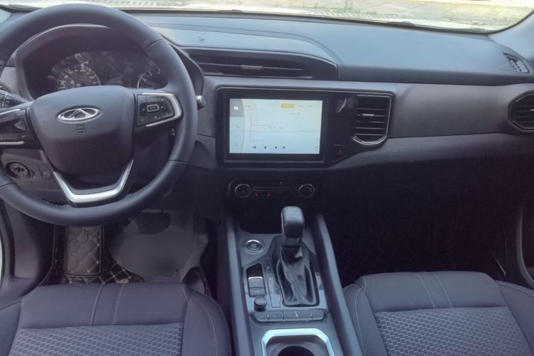 Used Chery Tiggo 5x 2019 HERO 1.5L CVT Fashion Edition Center Console