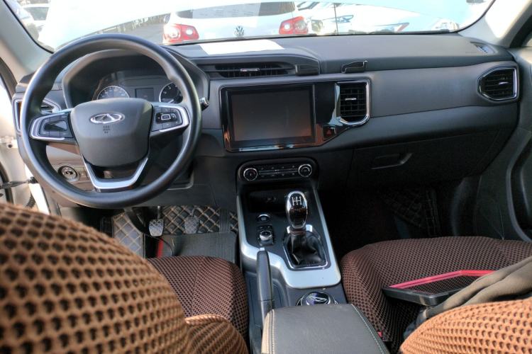 Used Chery Tiggo 5x 2019 HERO 1.5L Manual Fashion Edition Center Console