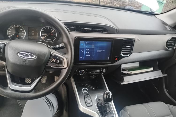Used Chery Tiggo 5x 2019 HERO 1.5L Manual Fashion Edition Center Console