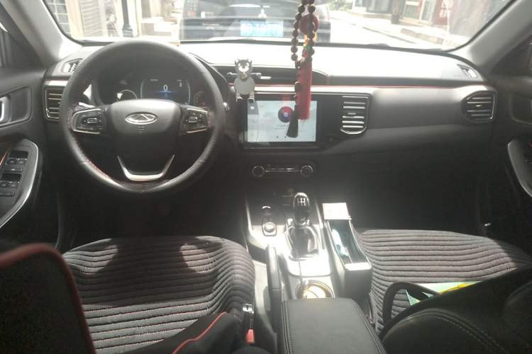 Used Chery Tiggo 5x 2019 HERO 1.5L Manual Luxury Edition Center Console