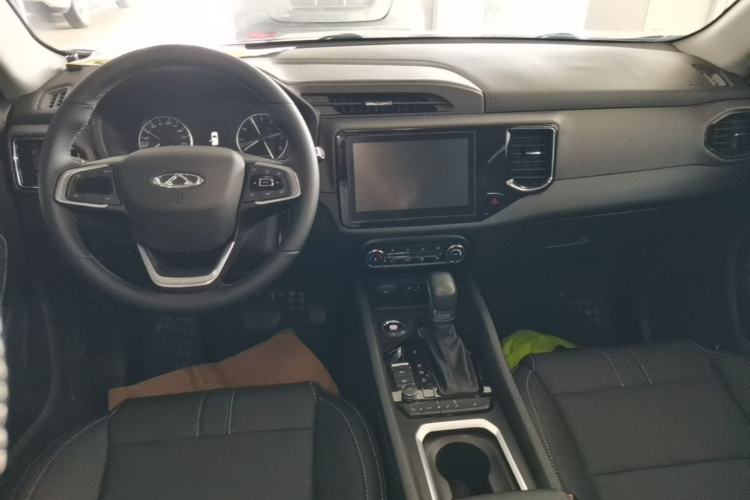Used Chery Tiggo 5x 2019 HERO 1.5L CVT Fashion Edition Center Console