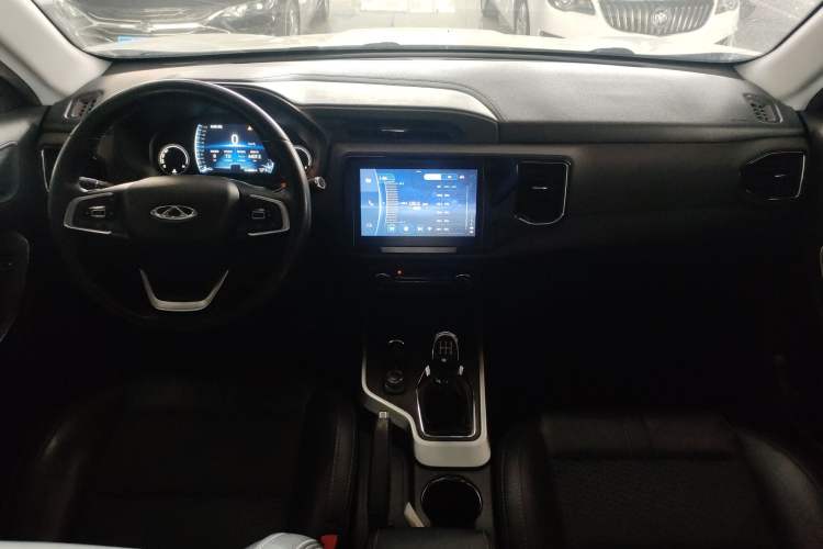 Used Chery Tiggo 5x 2019 1.5L Manual Smart Edition Center Console