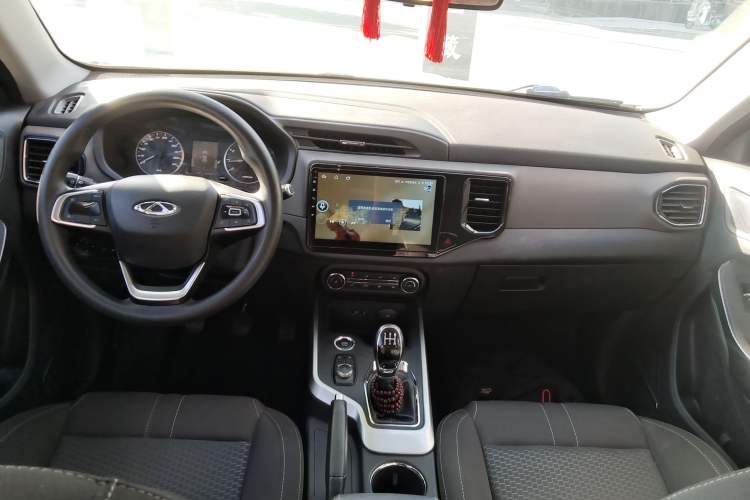 Used Chery Tiggo 5x 2019 HERO 1.5L Manual Fashion Edition Center Console