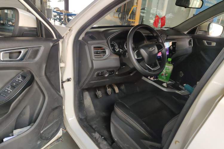 Used Chery Tiggo 5x 2019 HERO 1.5L Manual Urban Edition Driver Seat