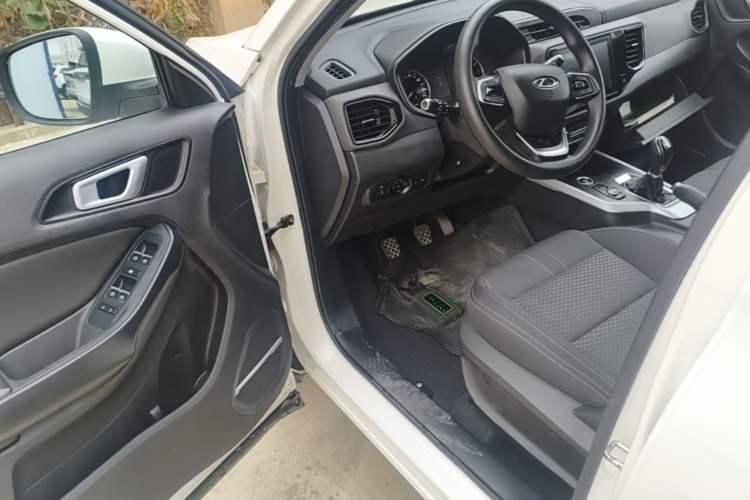 Used Chery Tiggo 5x 2019 HERO 1.5L Manual Fashion Edition Driver Seat