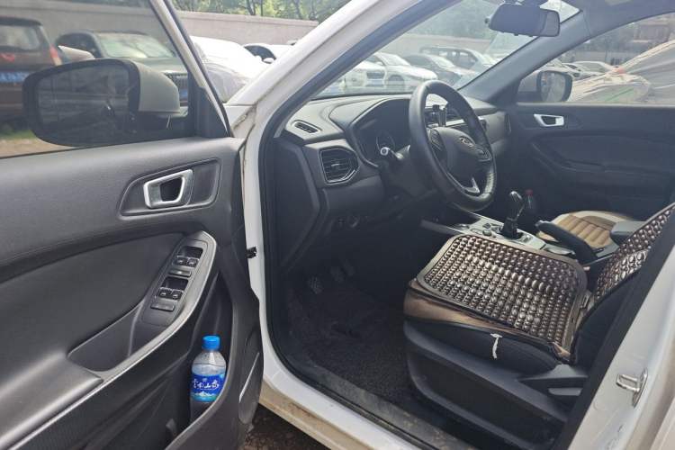 Used Chery Tiggo 5x 2019 HERO 1.5L Manual Fashion Edition Driver Seat