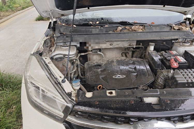Used Chery Tiggo 5x 2019 1.5L CVT Zhiyao Edition Engine Bay Right