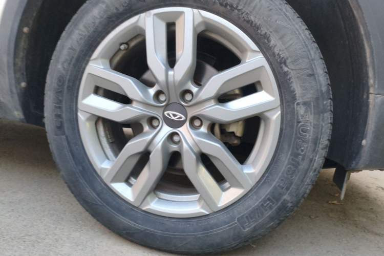 Used Chery Tiggo 5x 2019 HERO 1.5L CVT Fashion Edition Exterior 1
