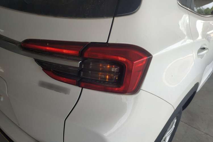 Used Chery Tiggo 5x 2019 HERO 1.5L Manual Fashion Edition Exterior 2