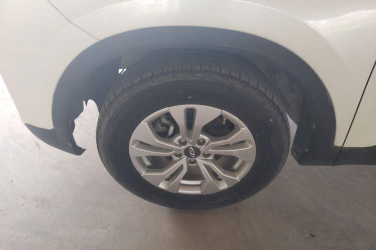 Used Chery Tiggo 5x 2019 HERO 1.5L Manual Fashion Edition Exterior 3