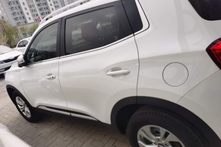 Used Chery Tiggo 5x 2019 HERO 1.5L Manual Fashion Edition Exterior 3