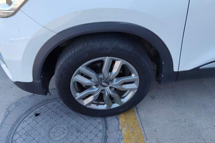 Used Chery Tiggo 5x 2019 HERO 1.5L CVT Fashion Edition Exterior 4