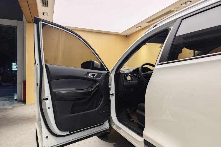 Used Chery Tiggo 5x 2019 HERO 1.5L Manual Fashion Edition Exterior 6