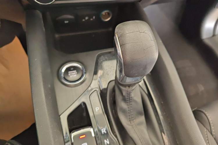 Used Chery Tiggo 5x 2019 1.5L CVT Smart Enjoyment Version Gear Lever