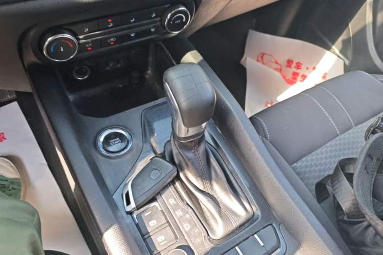 Used Chery Tiggo 5x 2019 HERO 1.5L CVT Fashion Edition Gear Lever
