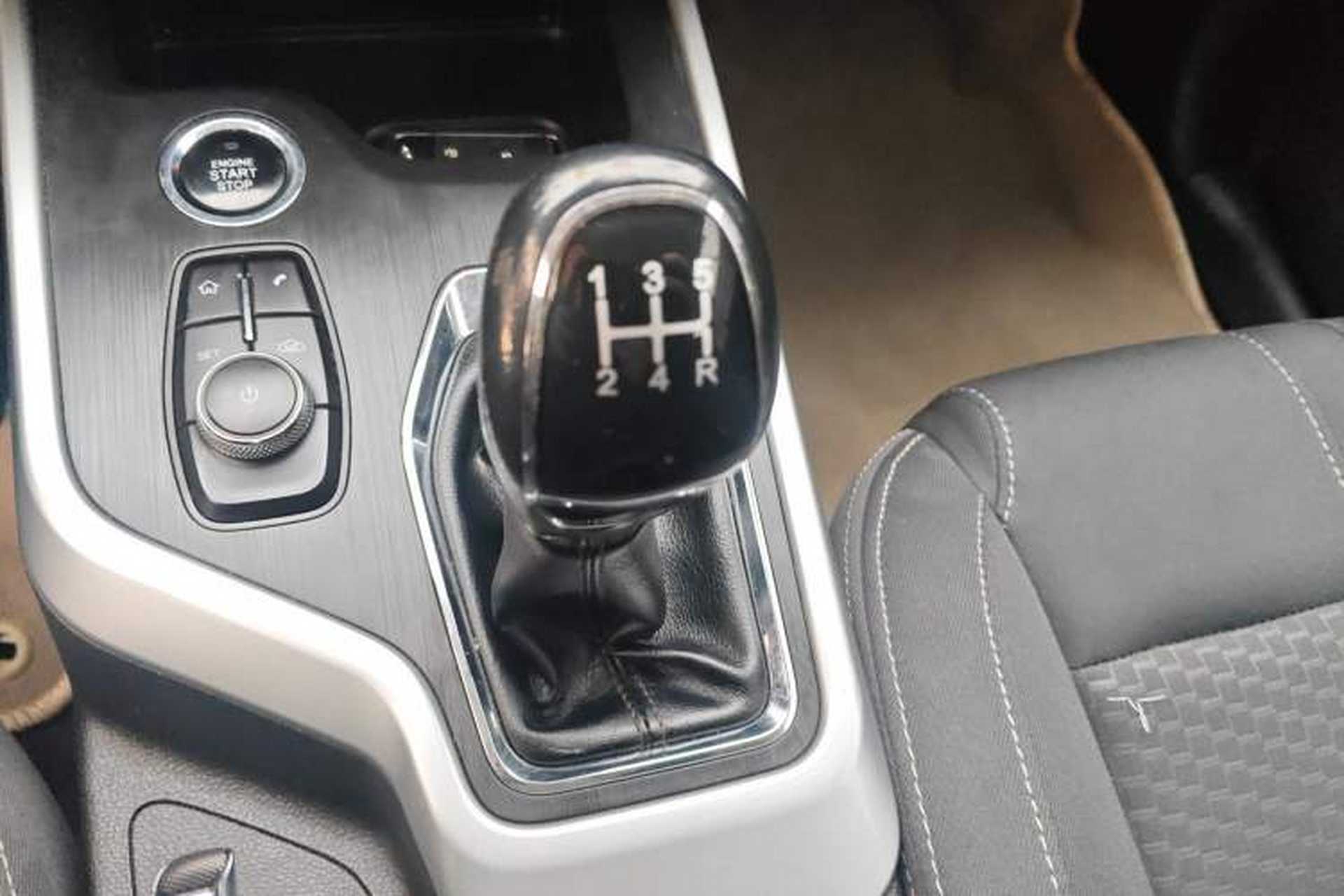 Used Chery Tiggo 5x 2019 HERO 1.5L Manual Fashion Edition Gear Lever