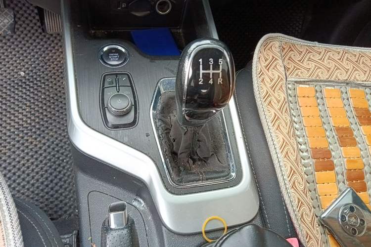Used Chery Tiggo 5x 2019 HERO 1.5L Manual Fashion Edition Gear Lever