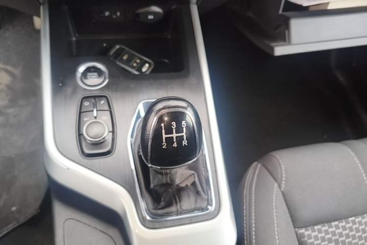 Used Chery Tiggo 5x 2019 HERO 1.5L Manual Fashion Edition Gear Lever